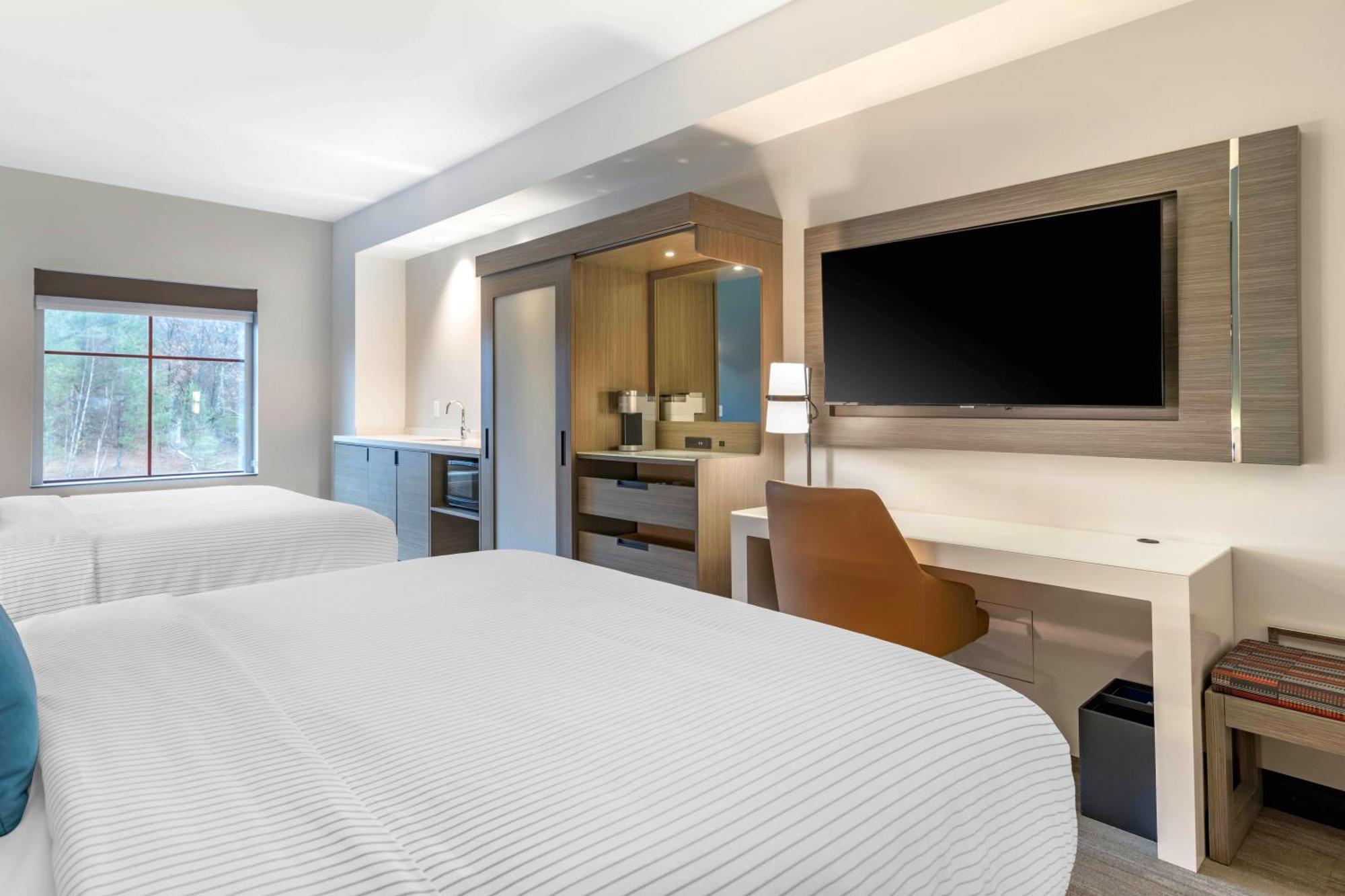 Cambria Hotel Lake Placid - Lakeside Resort ภายนอก รูปภาพ