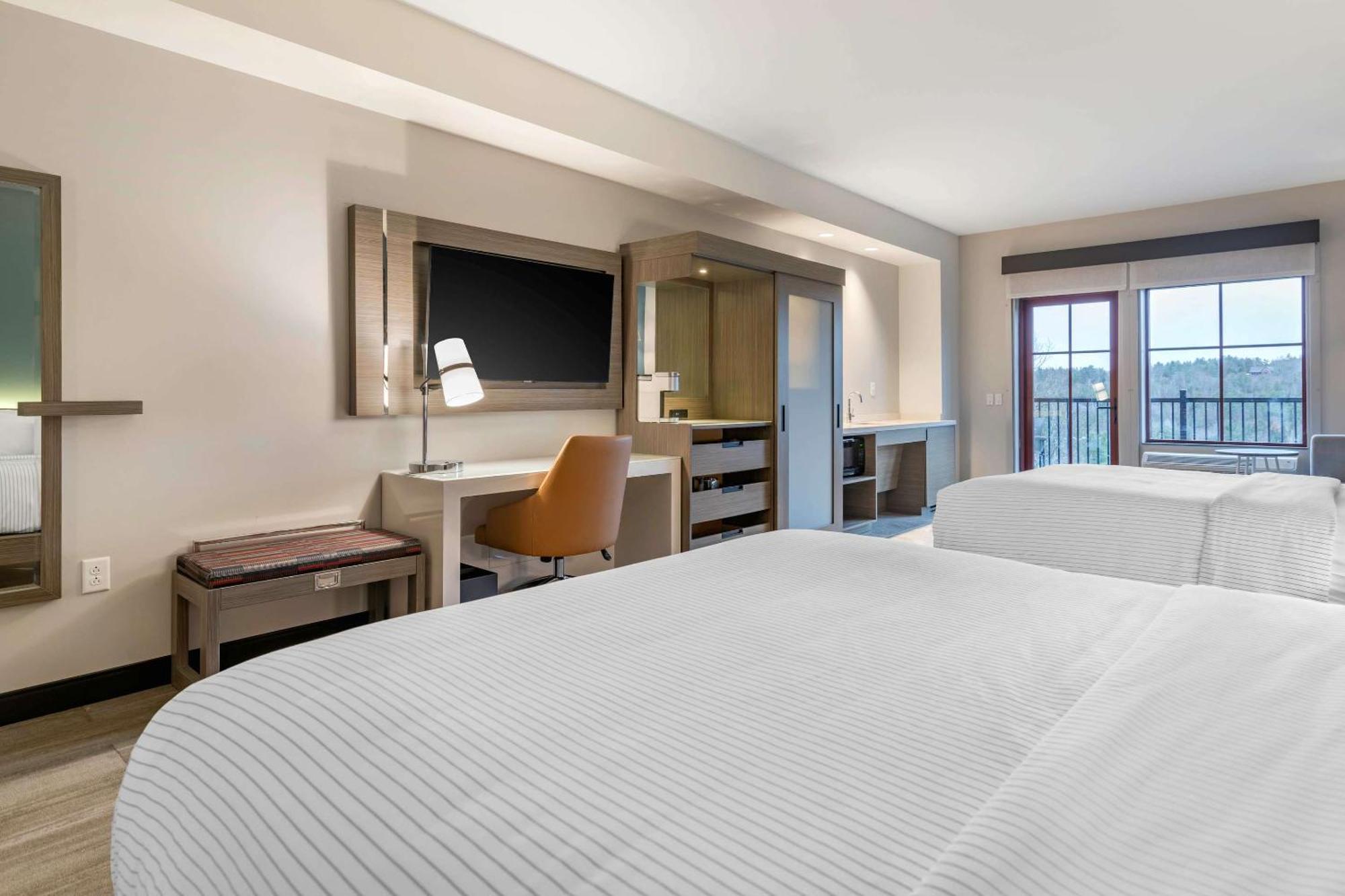 Cambria Hotel Lake Placid - Lakeside Resort ภายนอก รูปภาพ
