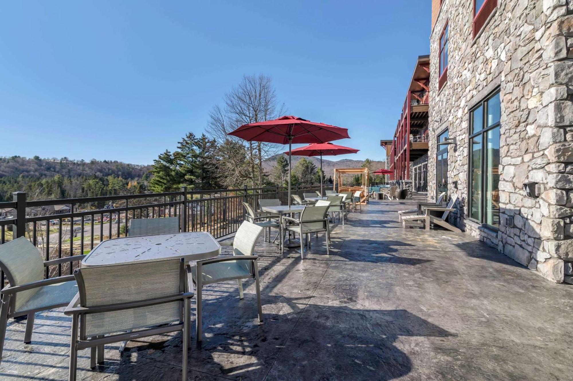 Cambria Hotel Lake Placid - Lakeside Resort ภายนอก รูปภาพ