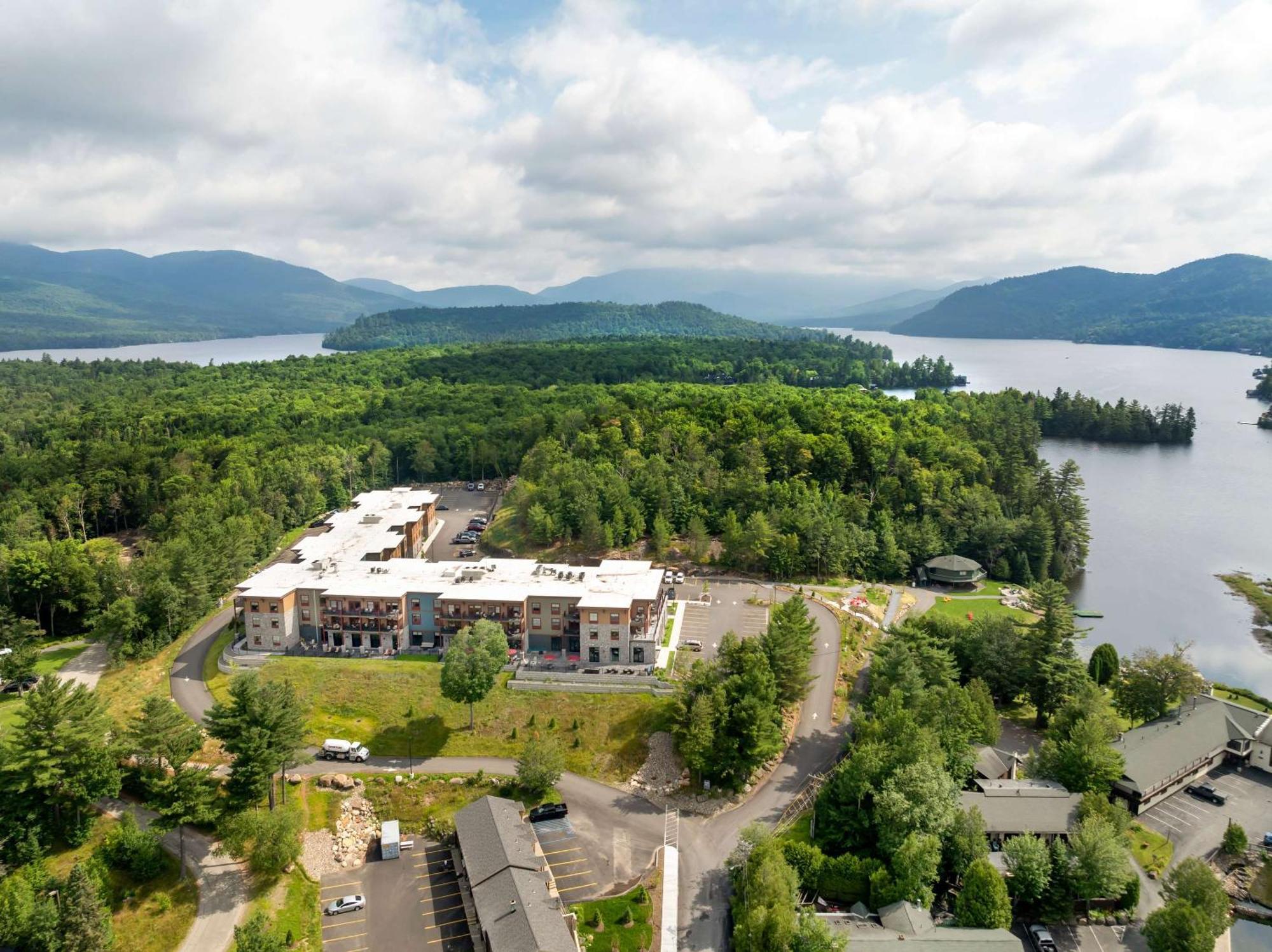 Cambria Hotel Lake Placid - Lakeside Resort ภายนอก รูปภาพ