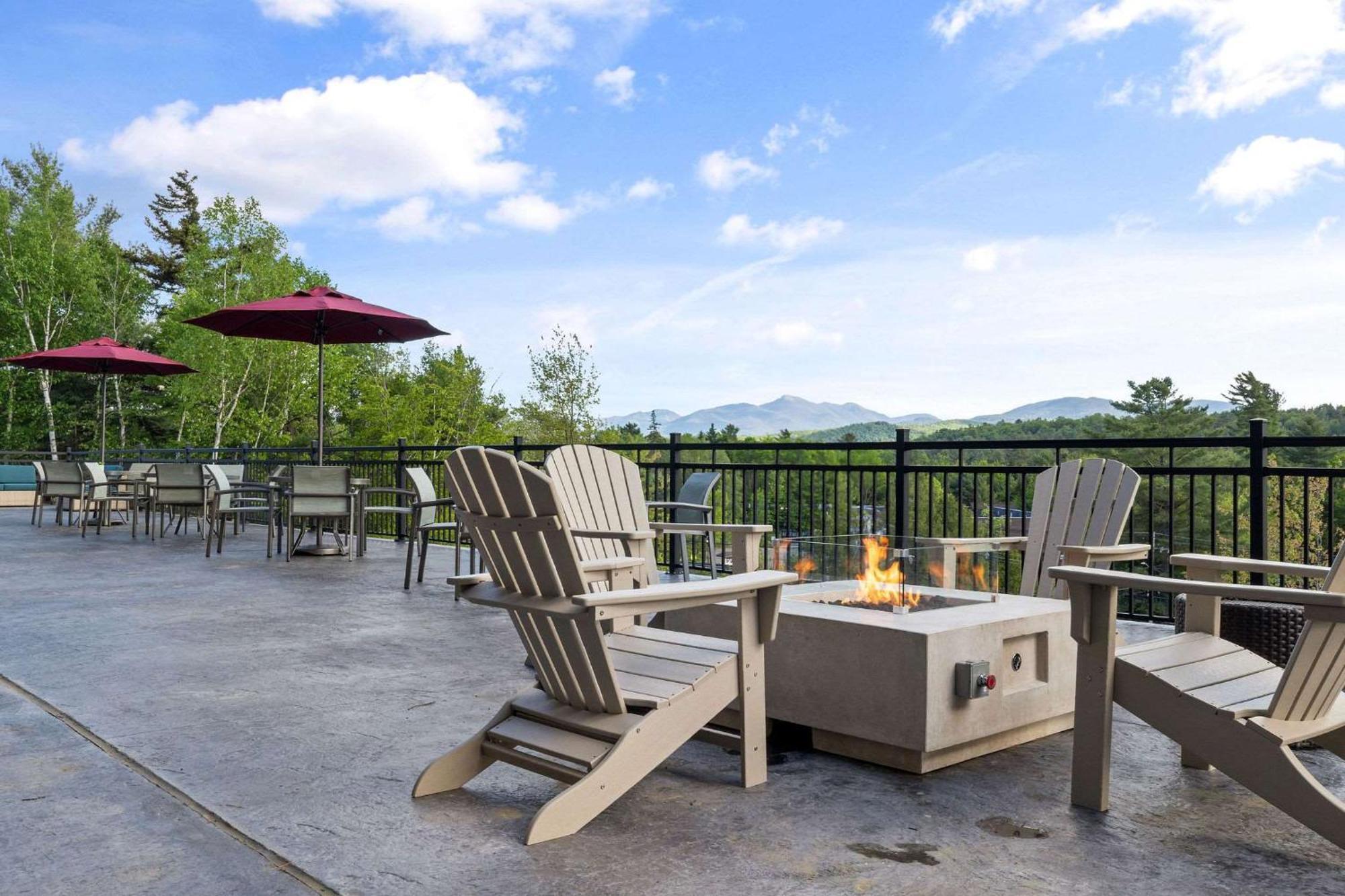 Cambria Hotel Lake Placid - Lakeside Resort ภายนอก รูปภาพ
