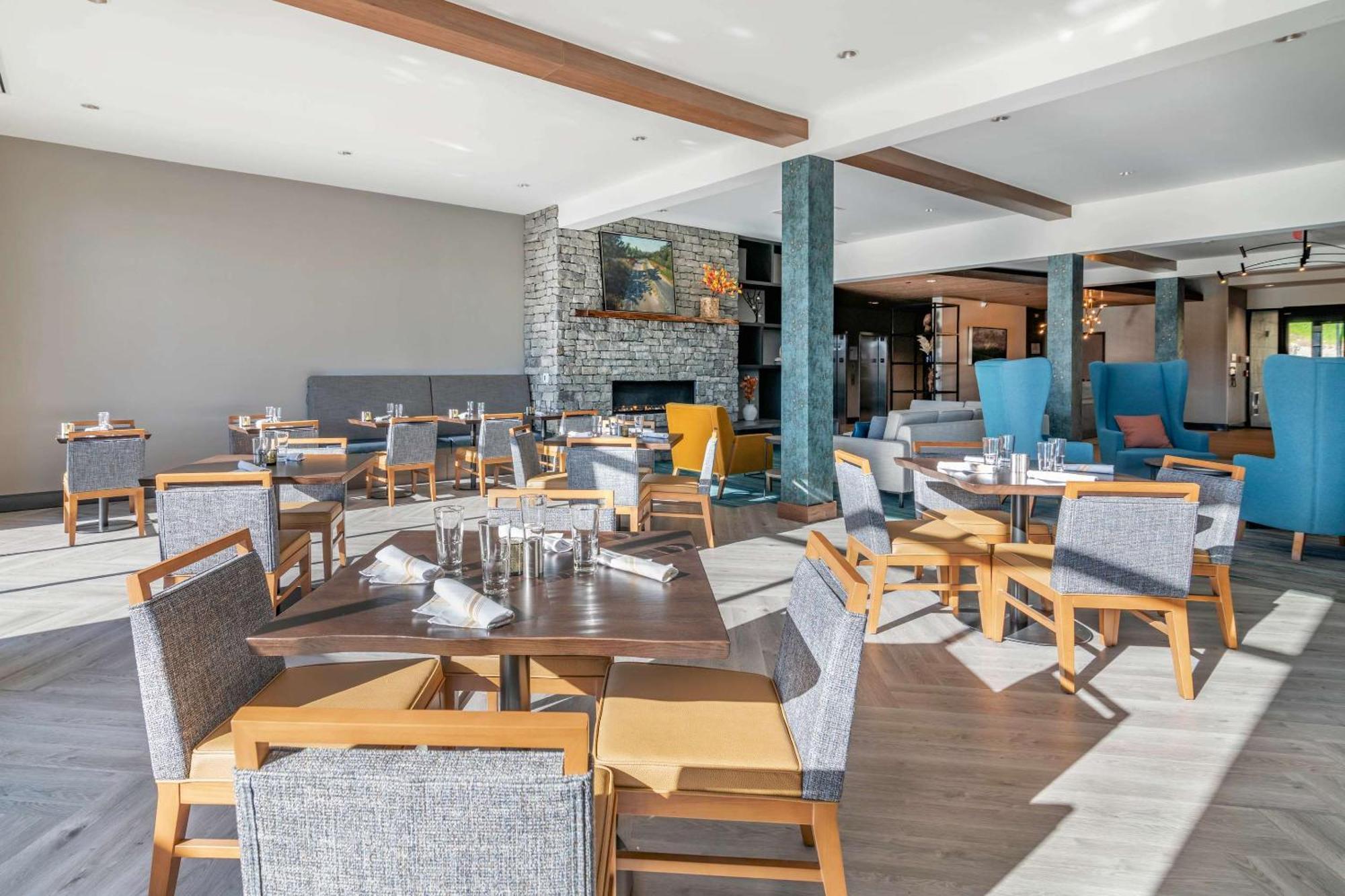 Cambria Hotel Lake Placid - Lakeside Resort ภายนอก รูปภาพ
