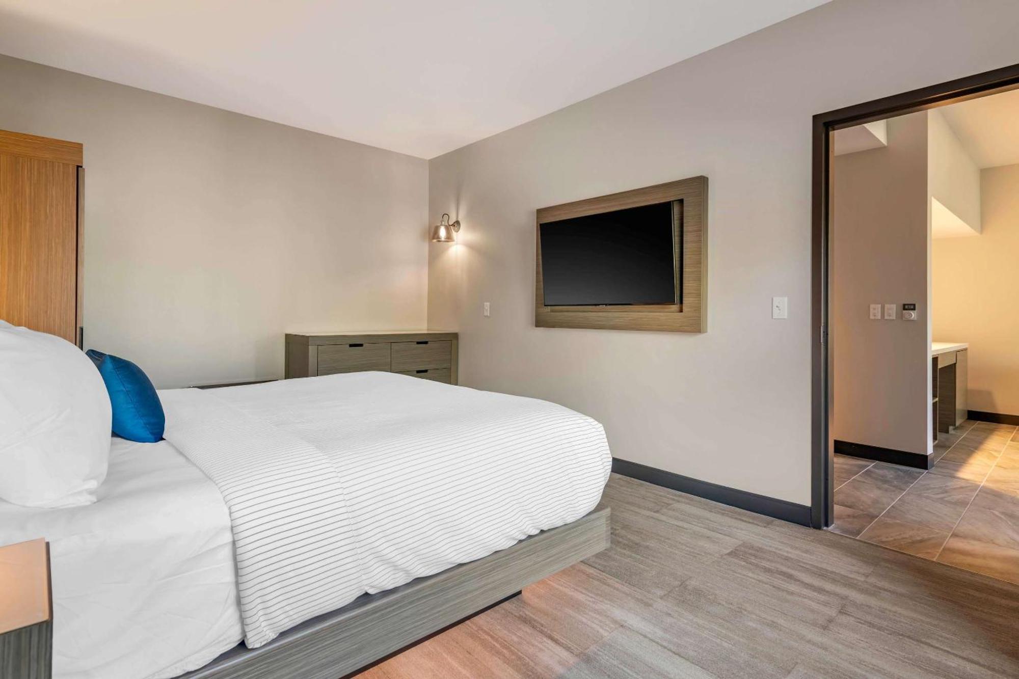 Cambria Hotel Lake Placid - Lakeside Resort ภายนอก รูปภาพ