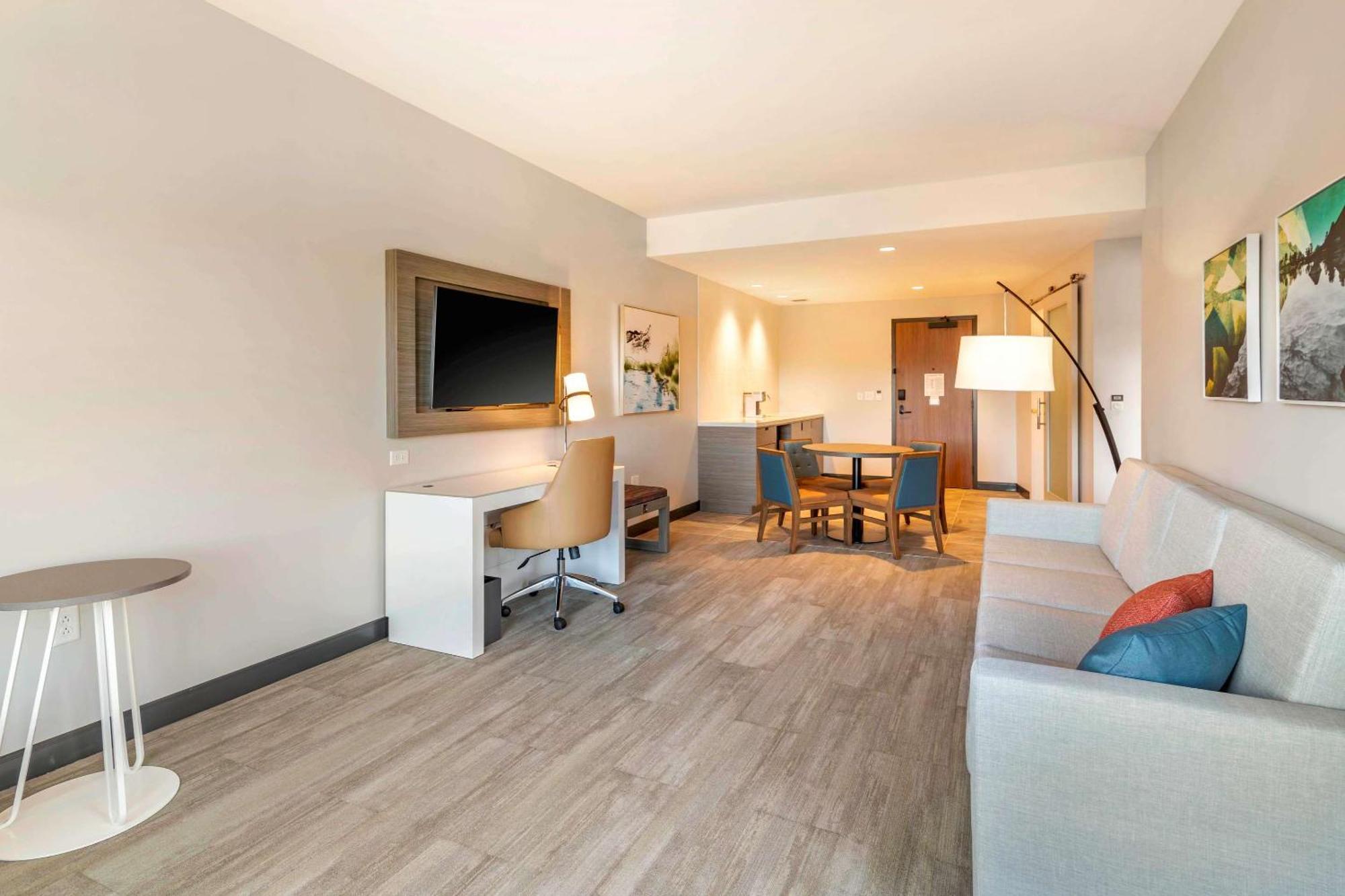 Cambria Hotel Lake Placid - Lakeside Resort ภายนอก รูปภาพ