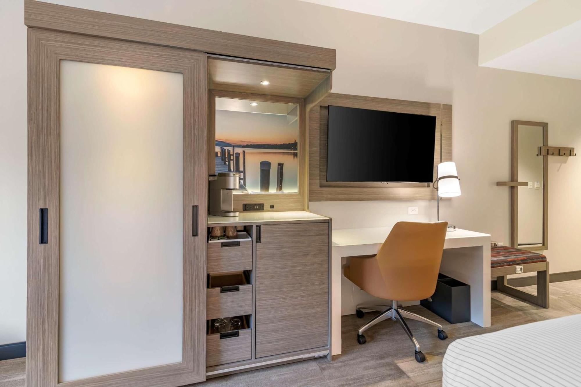 Cambria Hotel Lake Placid - Lakeside Resort ภายนอก รูปภาพ