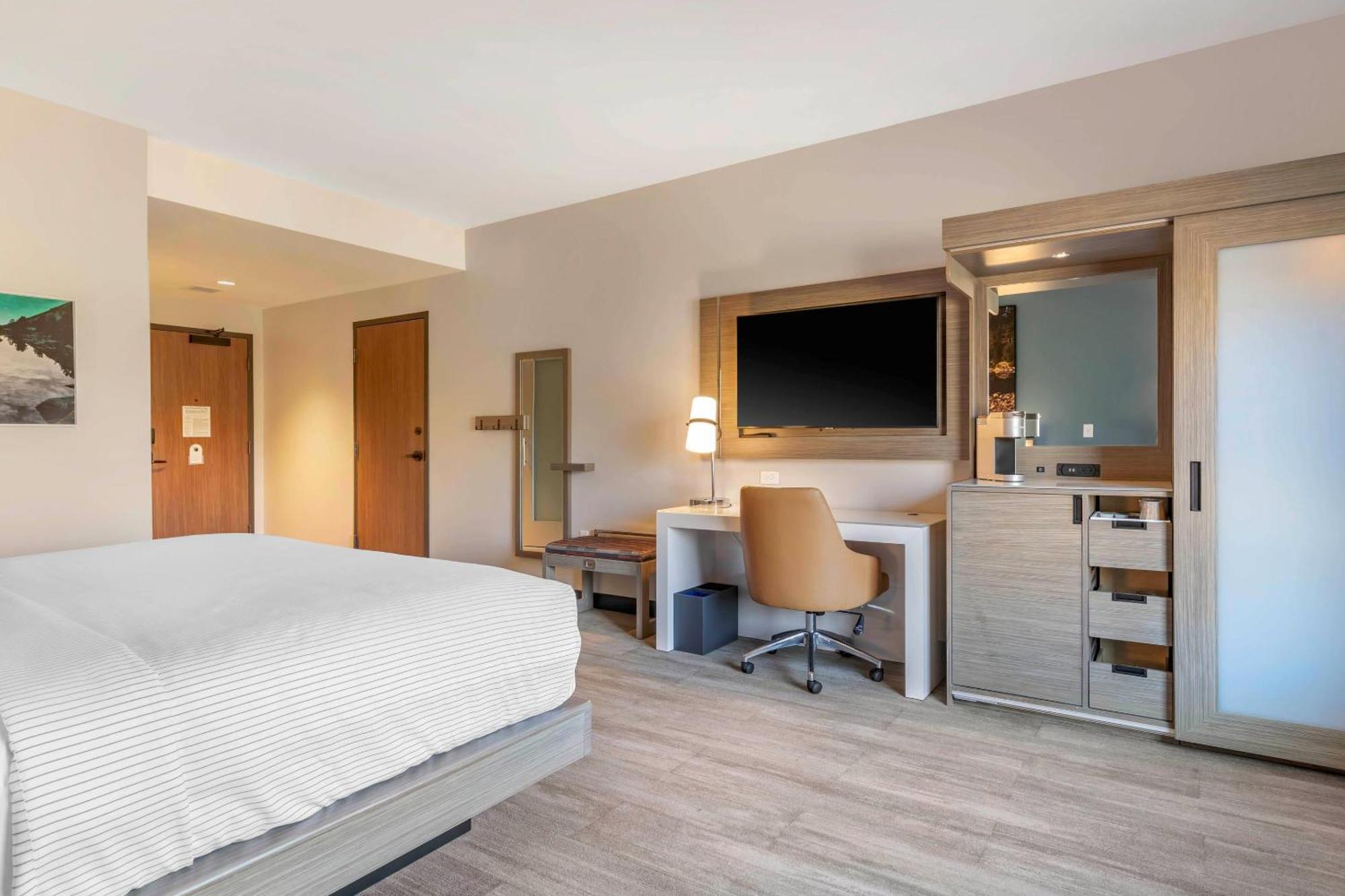 Cambria Hotel Lake Placid - Lakeside Resort ภายนอก รูปภาพ